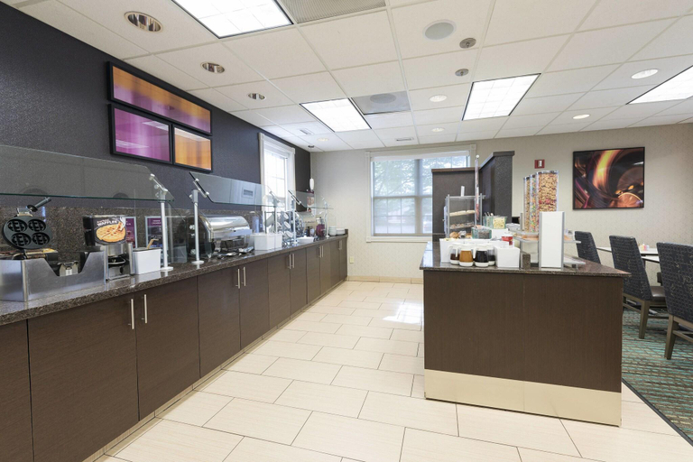 Food & Drinks 5, Residence Inn Grand Rapids West, Kent