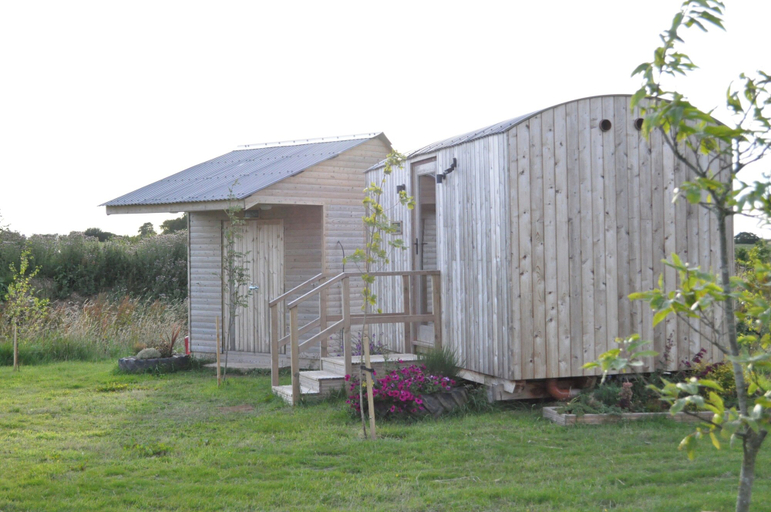 Exterior 3, Chestnut 6m xl Bell Tent, Redcar and Cleveland