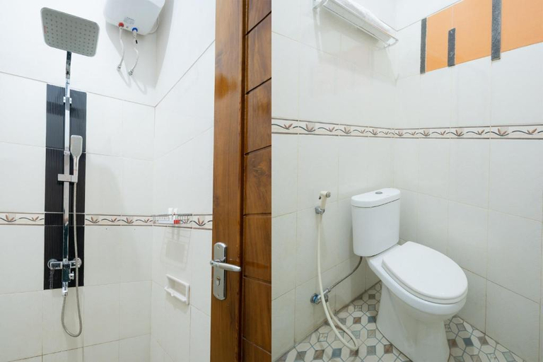 Bathroom 19