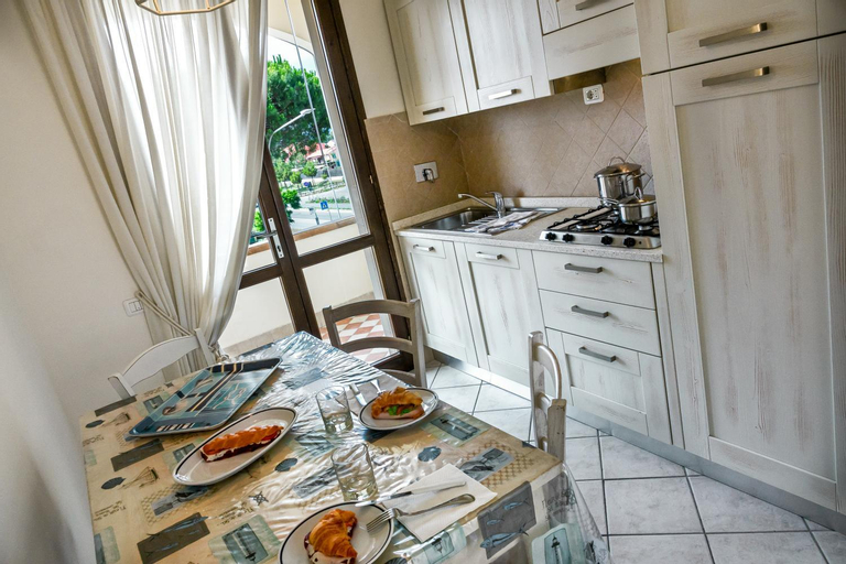 Dining Room 18