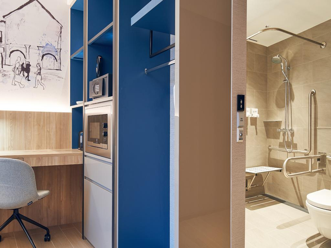 Bathroom 5, Capri by Fraser, China Square / Singapore, Singapore