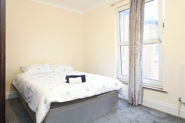 Bedroom 2, Centrally located double room, Southampton