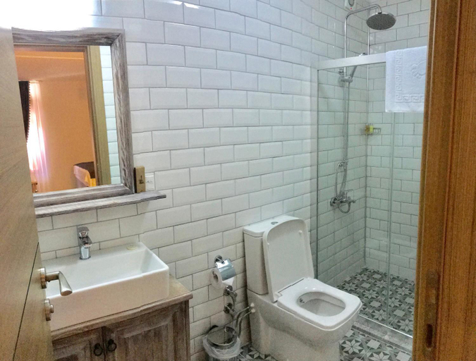 Bathroom, Ayshe Hotel, Foça