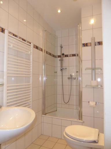 Bathroom 2, Villa Mutabor, Vorpommern-Greifswald