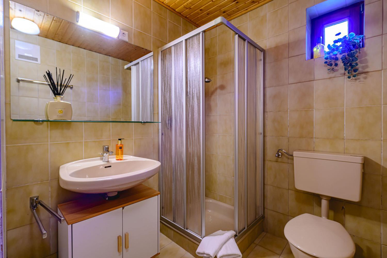 Bathroom 3, Landhaus BERGSEE, Feldkirchen