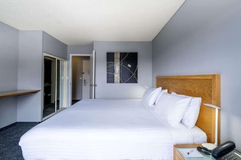 Bedroom 27