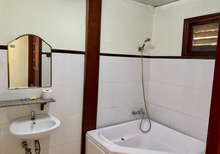 Bathroom 4, Khách sạn Sao Mai Bến Tre, Bến Tre