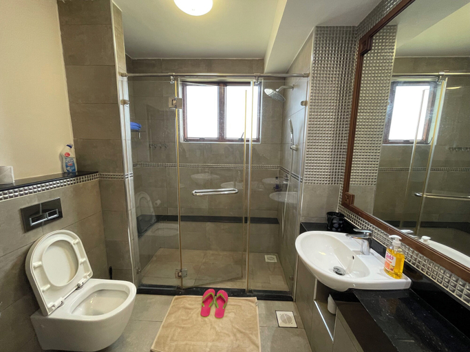 Bathroom 4, Coastal Villa Sultan Palace, Kilifi South