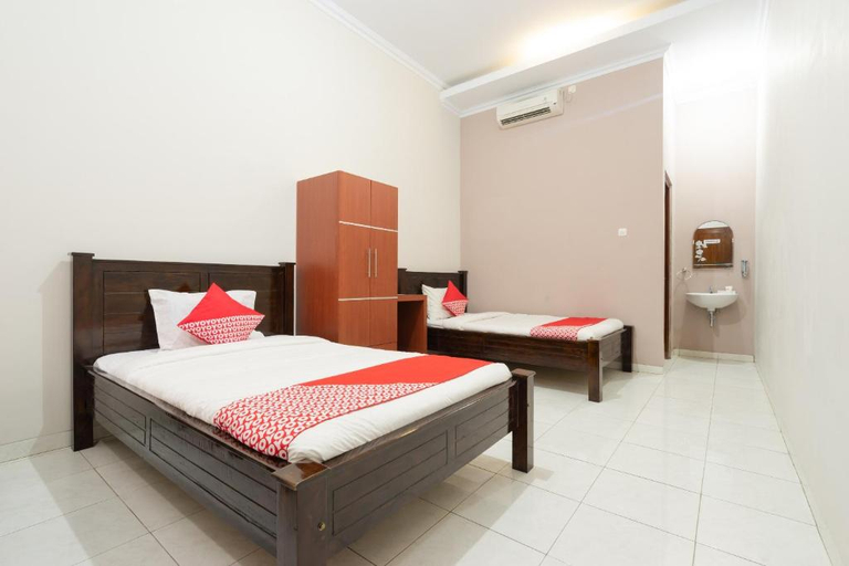 Bedroom 25