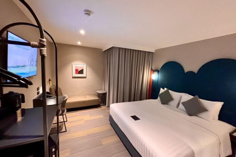 Bedroom 17