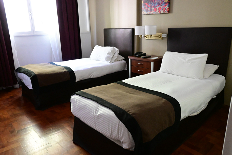 Bedroom 3, Hotel Mendoza, Capital