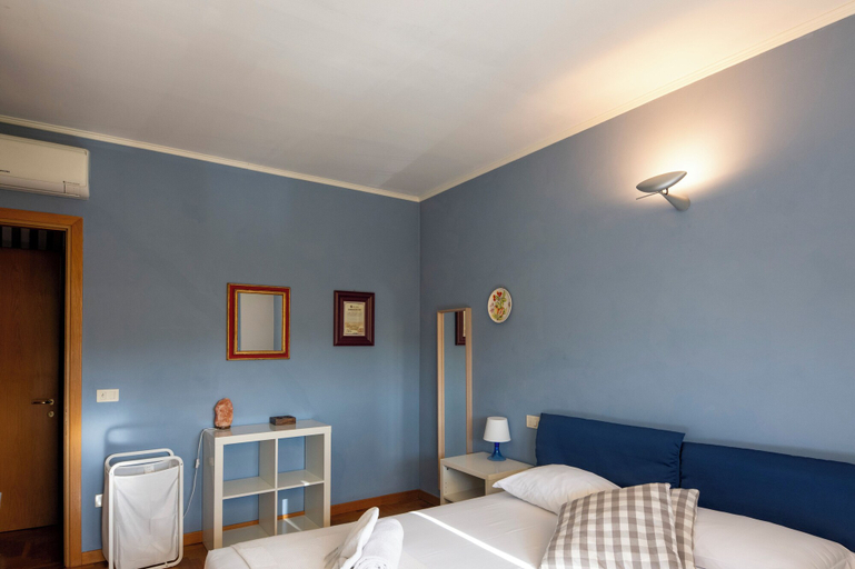 Bedroom 3, Mamo Florence - Mosse Teatro Apartment, Florence