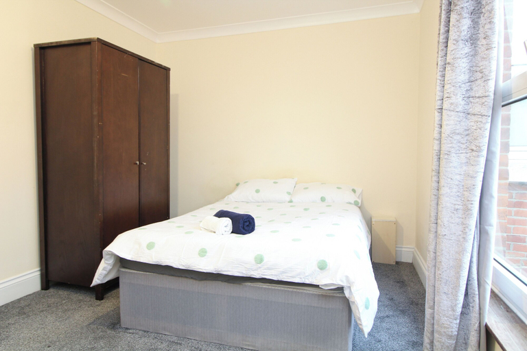 Bedroom 3, Centrally located double room, Southampton