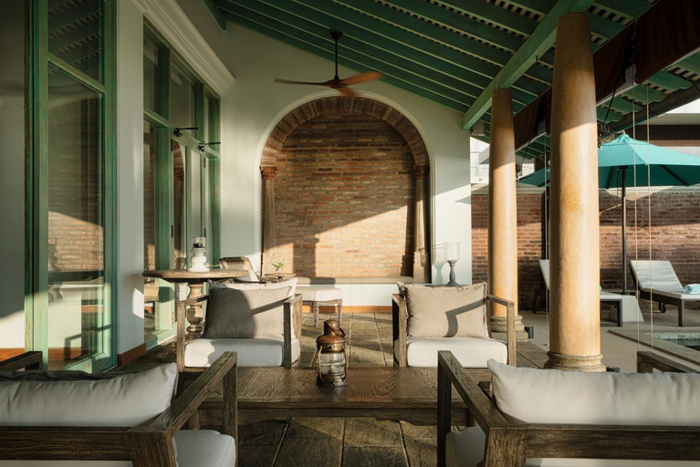 Food & Drinks 5, Candella House, Habaraduwa