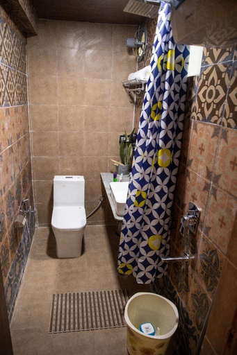 Bathroom, Maatidera Resort-Boutique himalaya stay, Tehri Garhwal