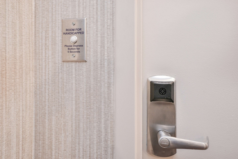 Others 5, Hampton Inn Martinsburg, Berkeley