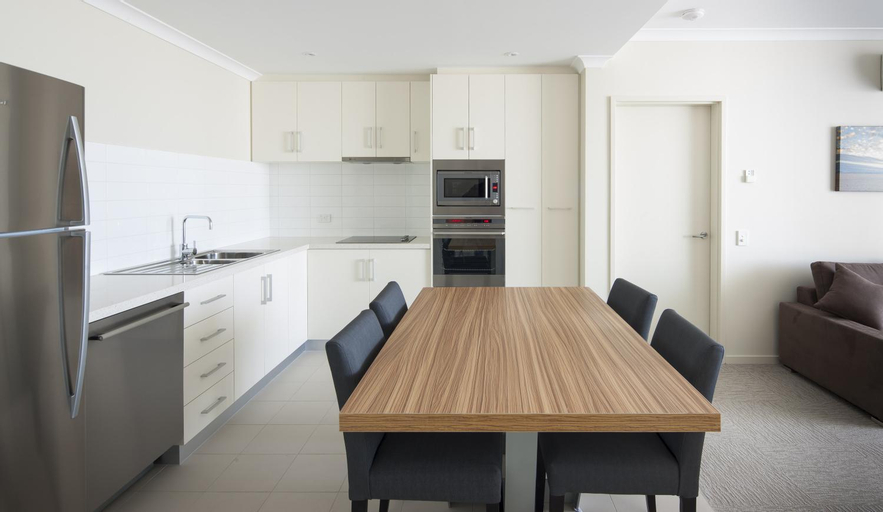 Dining Room 16