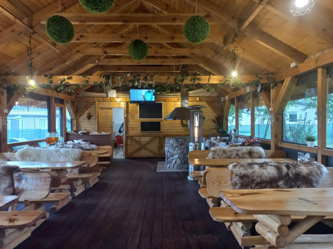 Food & Drinks, Grabska Osada SUN HOUSE - domki caloroczne ogrzewane, Żyrardów