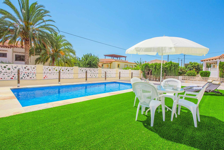 Sport & Beauty 2, Villa Neus - PlusHolidays, Alicante