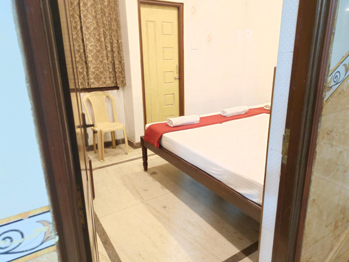 Others 4, Nile Guest House, Chennai