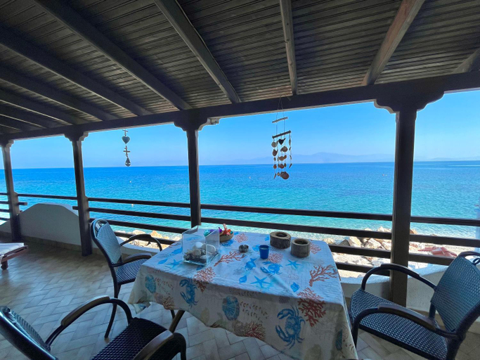 Food & Drinks, Melissi Blue 1, Peloponnese