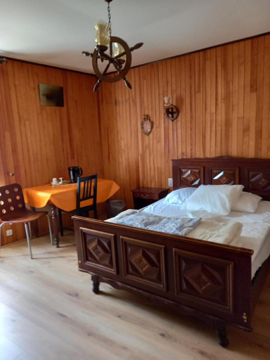 Bedroom 2, chambres d'hotes, Jura