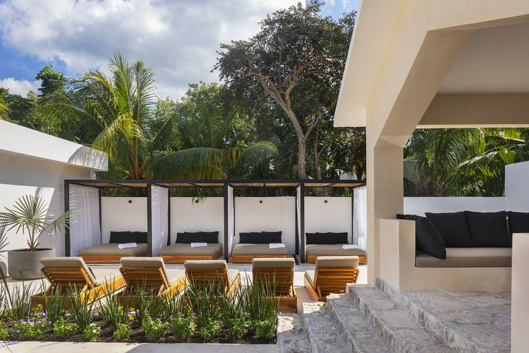 Others 5, Illa Cozumel, Cozumel