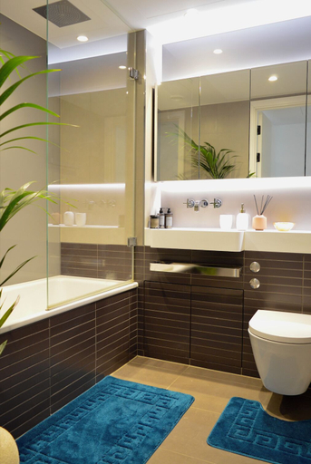 Others 5, Luxurious Haven in Battersea, London
