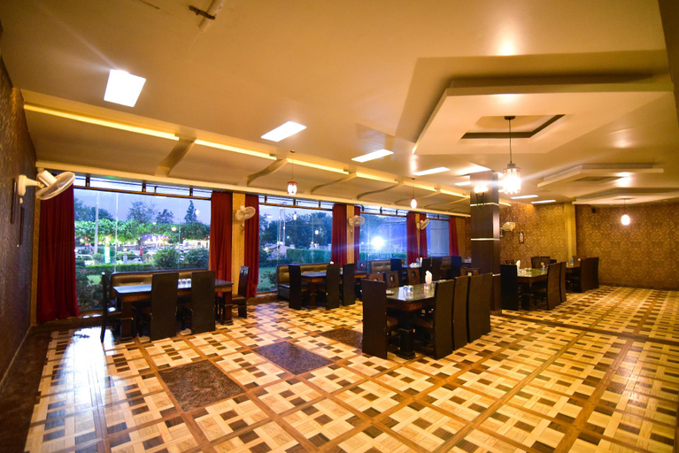 Food & Drinks 3, Hotel Trimurti By Carlton Suites, Faizabad