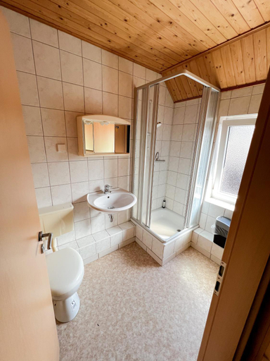 Others 5, Hotel Bollerott, Unna