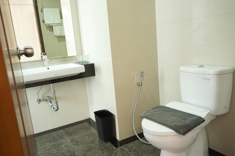 Bathroom 6