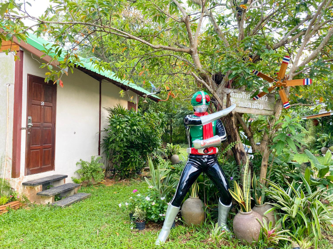 Others 2, Banpak Suankaew Talaynoi, Khuan Khanun