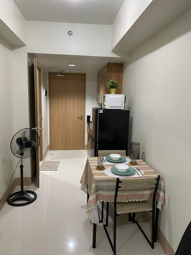 Others 2, Ella’s Condo@Shore3 T3, Pasay City