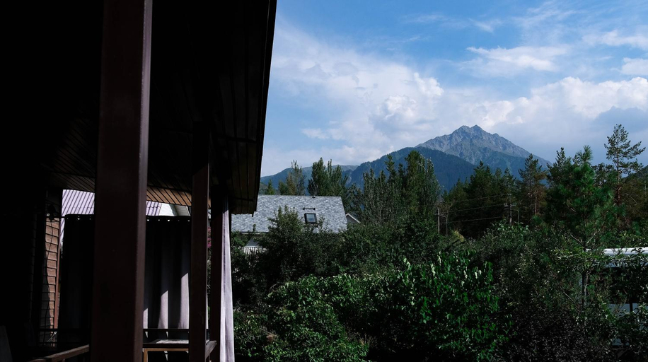 Others 3, Svezhest/Свежесть, Almaty