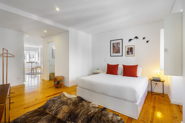 Bedroom 3, Lisbon'S Horizon Retreat: A View To Remember, Lisbon