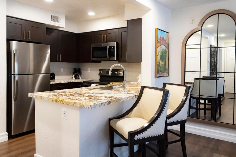 Dining Room 22