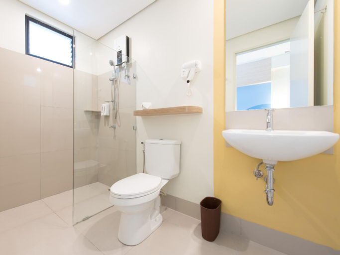 Bathroom 24