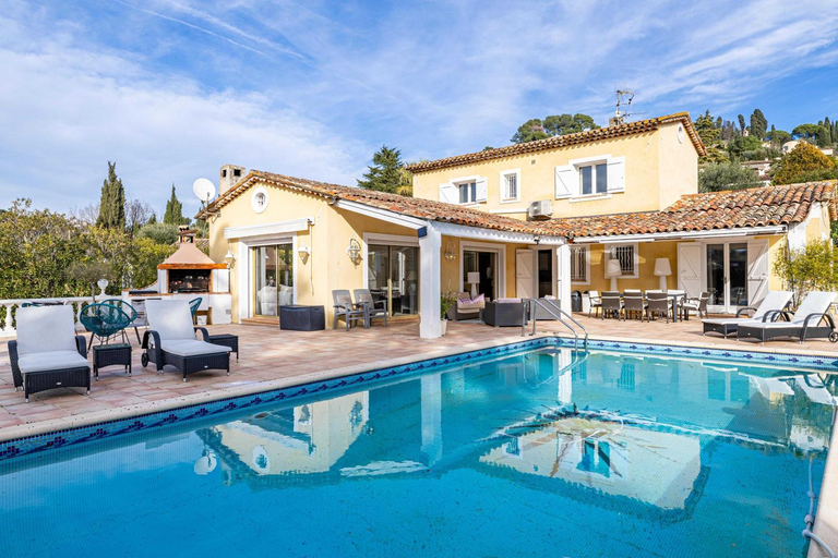4, Luxurious Private 6-bed villa with Pool Mougins, Alpes-Maritimes
