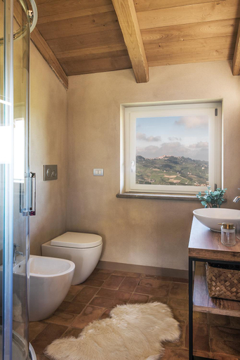 Bathroom 4, I Ciabot di Monforte by Vayadu, Cuneo