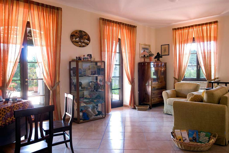 Public Area 2, B&B Hibiscus, Salerno