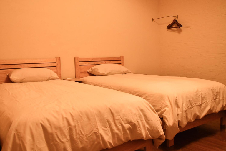 Others 4, Hostel&Cafe Farolito, Ukiha