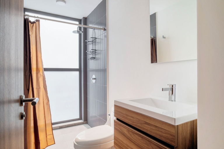 Bathroom, Blueground Josefa by Urbanistas CDMX, Mexico City