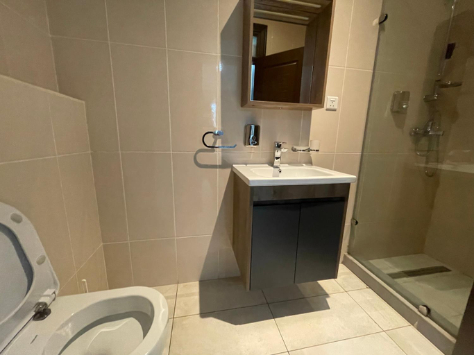 5, Perfect Luxury @ Henrietta’s Residence, Accra