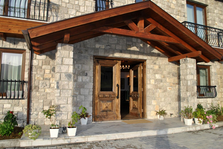 Exterior & Views 1, Boutique Vila FIDANI, Korçës