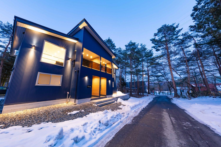 Others 3, Firefly Apartments, Hakuba