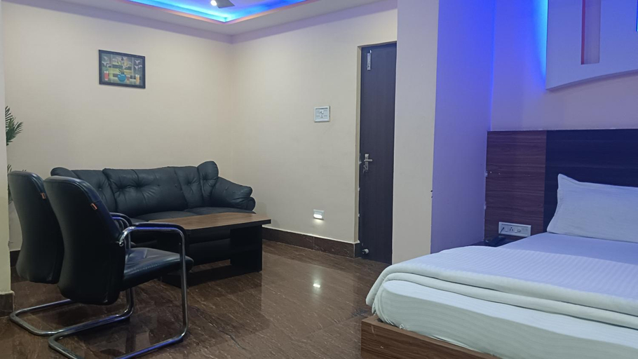 Bedroom 4, Raj Darbar Hotel, Dumka