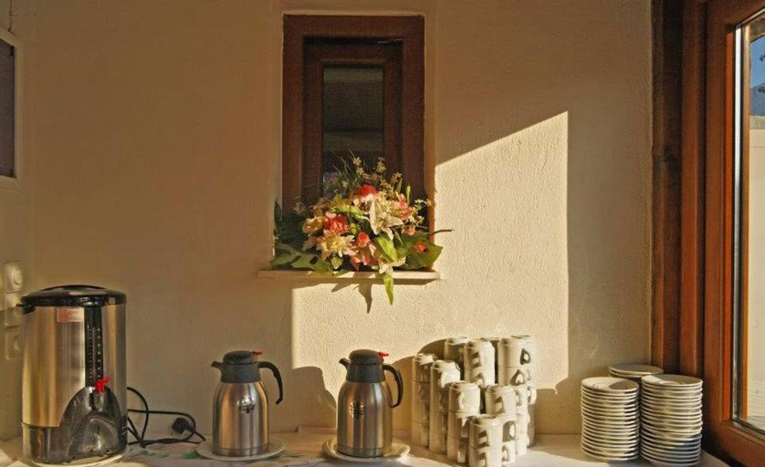 Food & Drinks 3, Castello Rosso Hotel, Central Greece