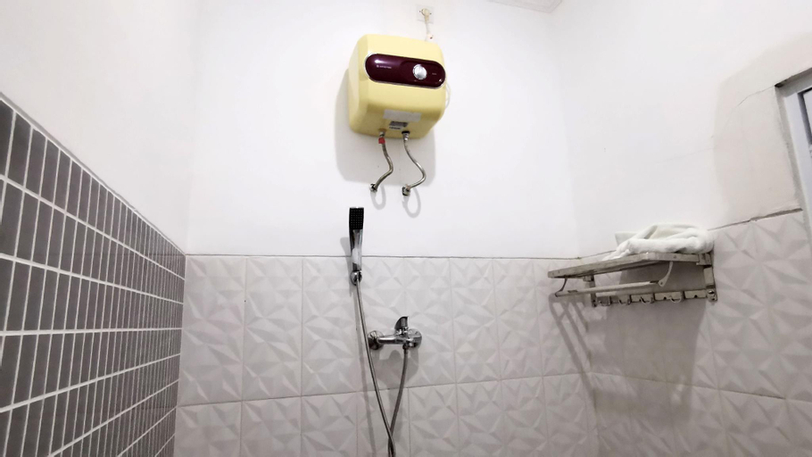 Bathroom 6