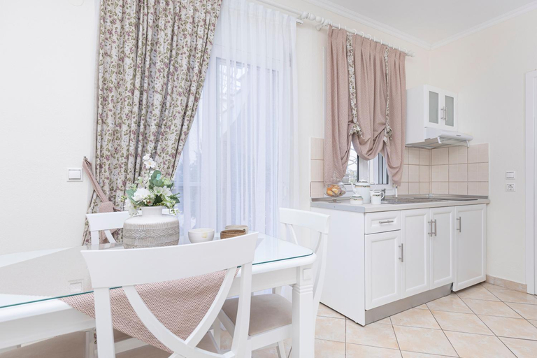 5, San Giorgio Apartments, East Macedonia and Thrace
