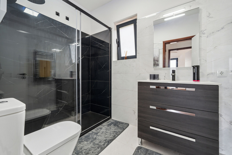 Bathroom 3, Casa Afonso, Funchal